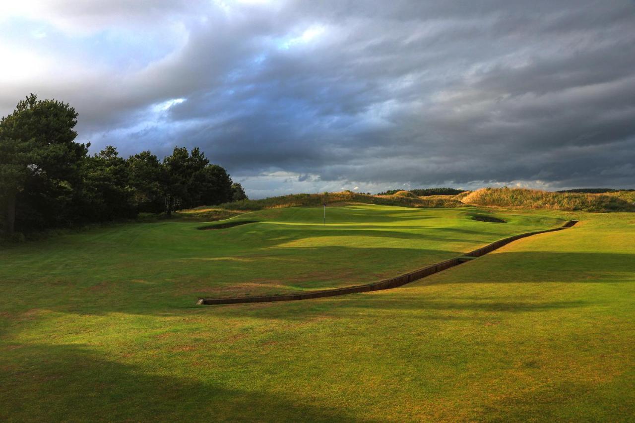 Dundonald Links Hotell Dreghorn Exteriör bild