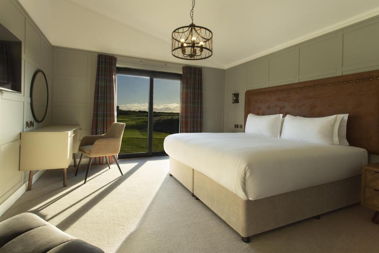 Dundonald Links Hotell Dreghorn Exteriör bild